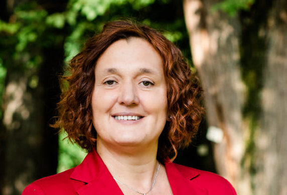 Nežka Poljanšek