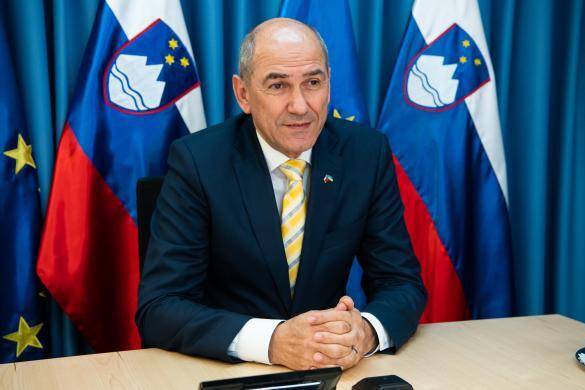 Predsednik vlade Janez Janša je bil v živo gost oddaje na Euronews, kjer je z voditeljico Annelise Borges spregovoril o dogajanju v Ukrajini in evropskem odzivu na krizo.