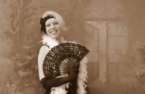 Urška Klakočar Zupančič - Wikipedija