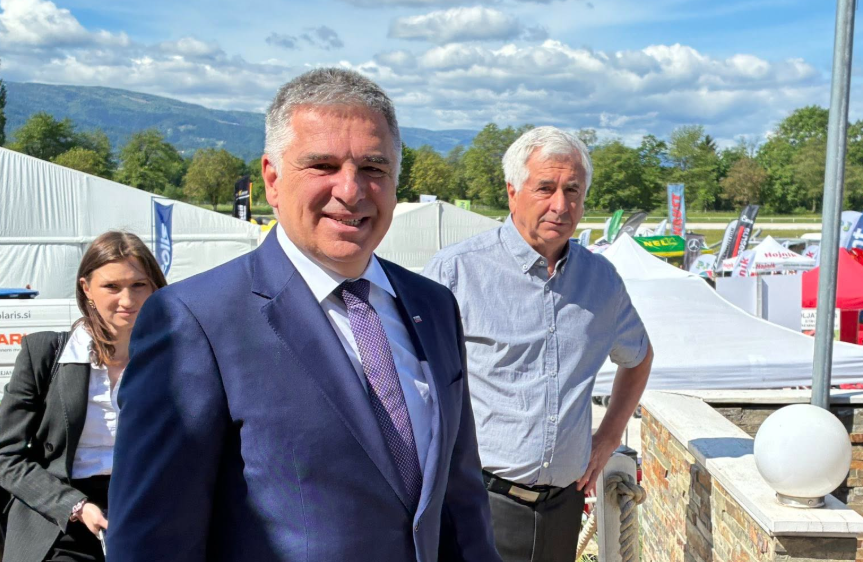 Posnetek zaslona 2026-05-08 135831