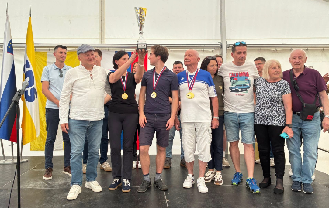 Posnetek zaslona 2026-06-08 121335